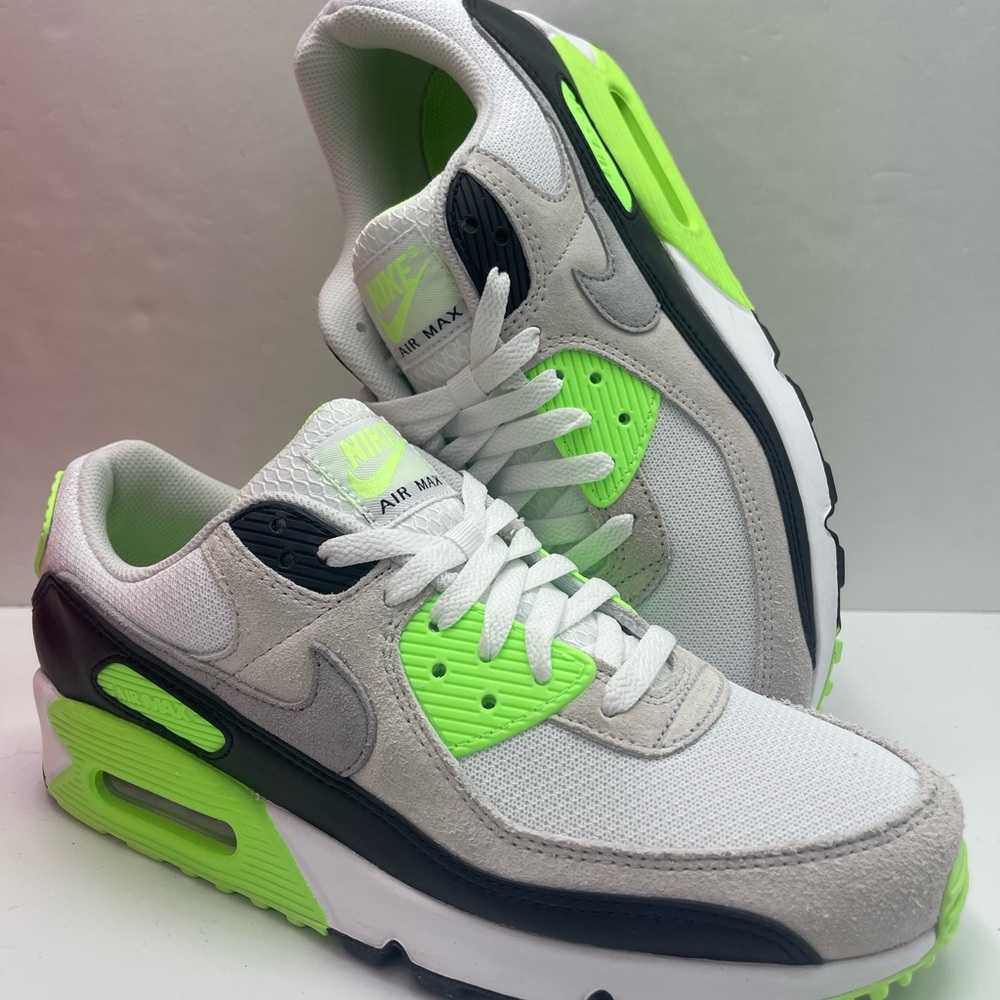 Nike Men’s AIR MAX 90
WHITE/CAVE STONE-LIGHT BONE Athletic Sneakers - Picture 15 of 16